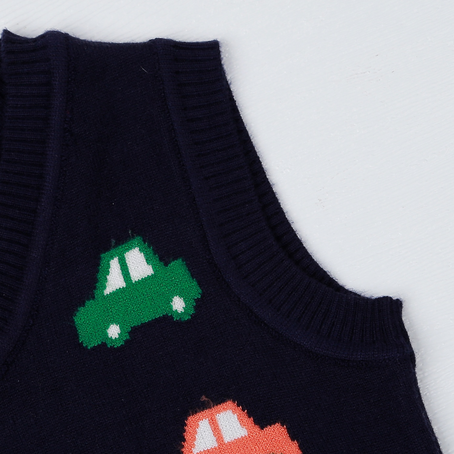 Áo gile len bé trai KidsPlaza in ô tô HN22D (Tím than) hình 4