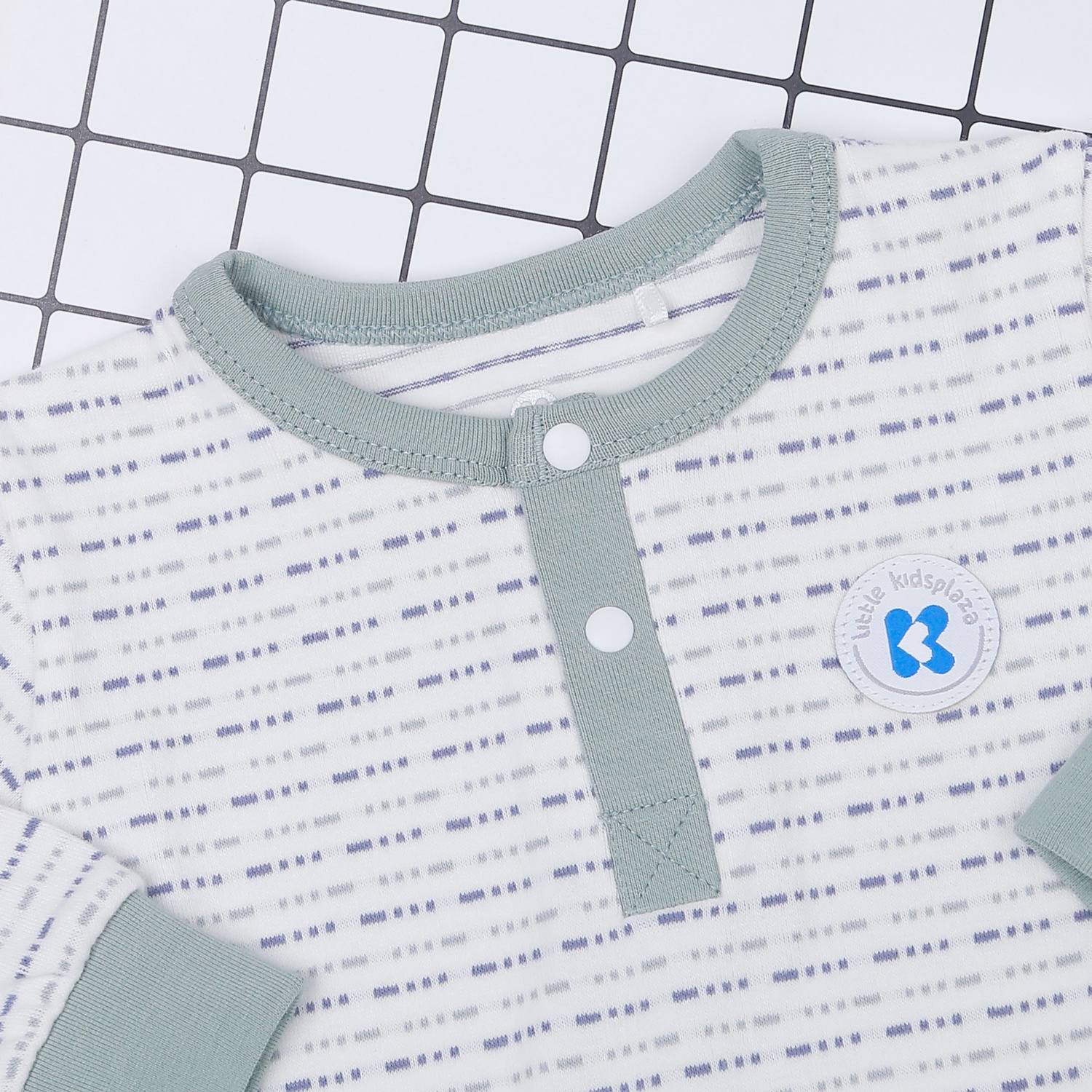 Bộ bé trai dài tay KidsPlaza kẻ nét đứt ND22D hình 3