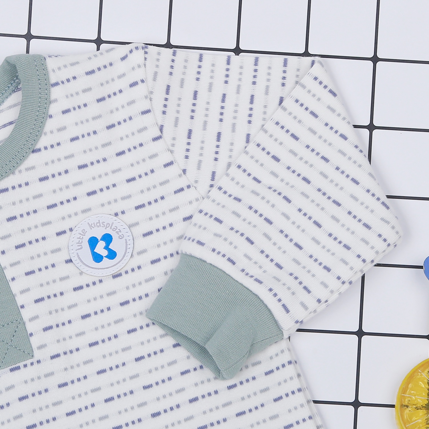 Bộ bé trai dài tay KidsPlaza kẻ nét đứt ND22D hình 4