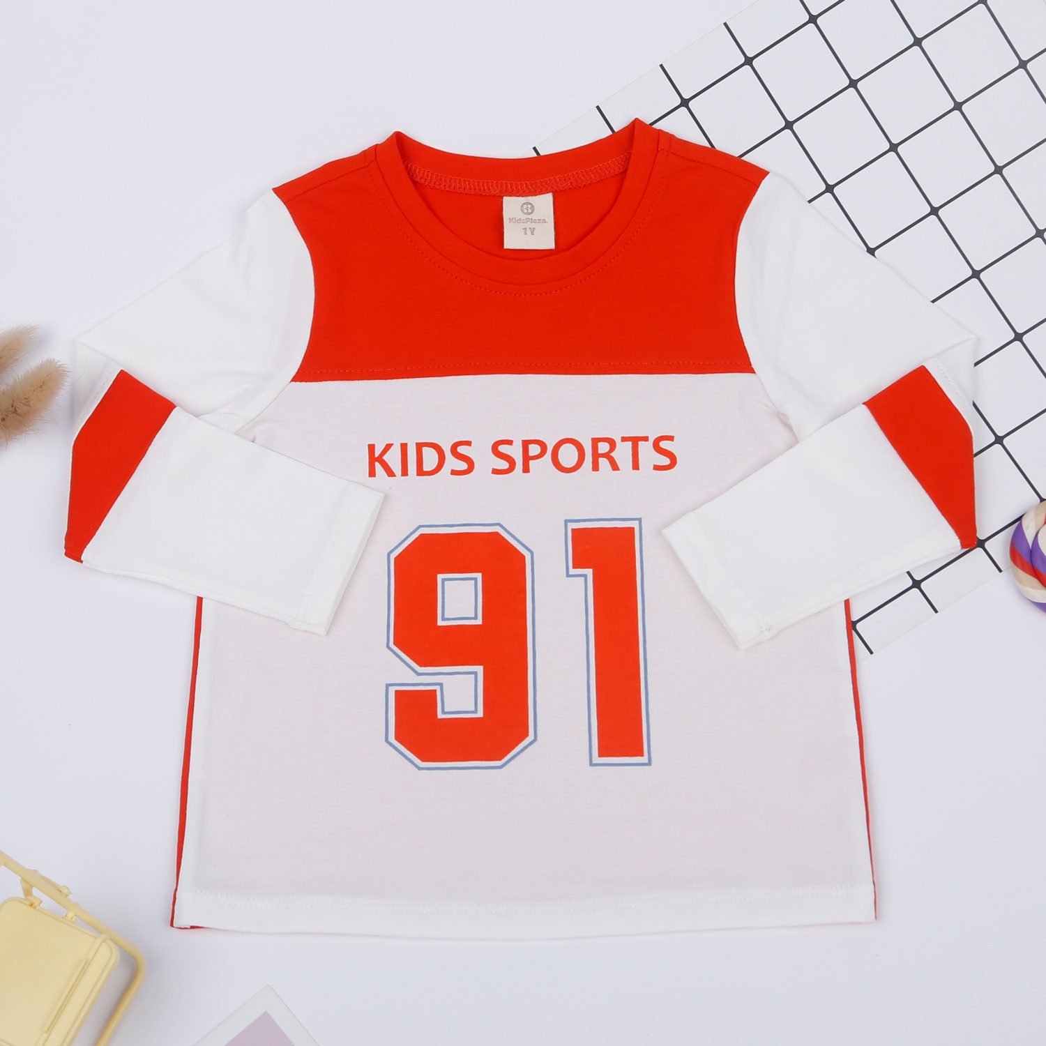 Bộ quần áo bé trai dài tay KidsPlaza in số 91 M22T (Đỏ) hình 2