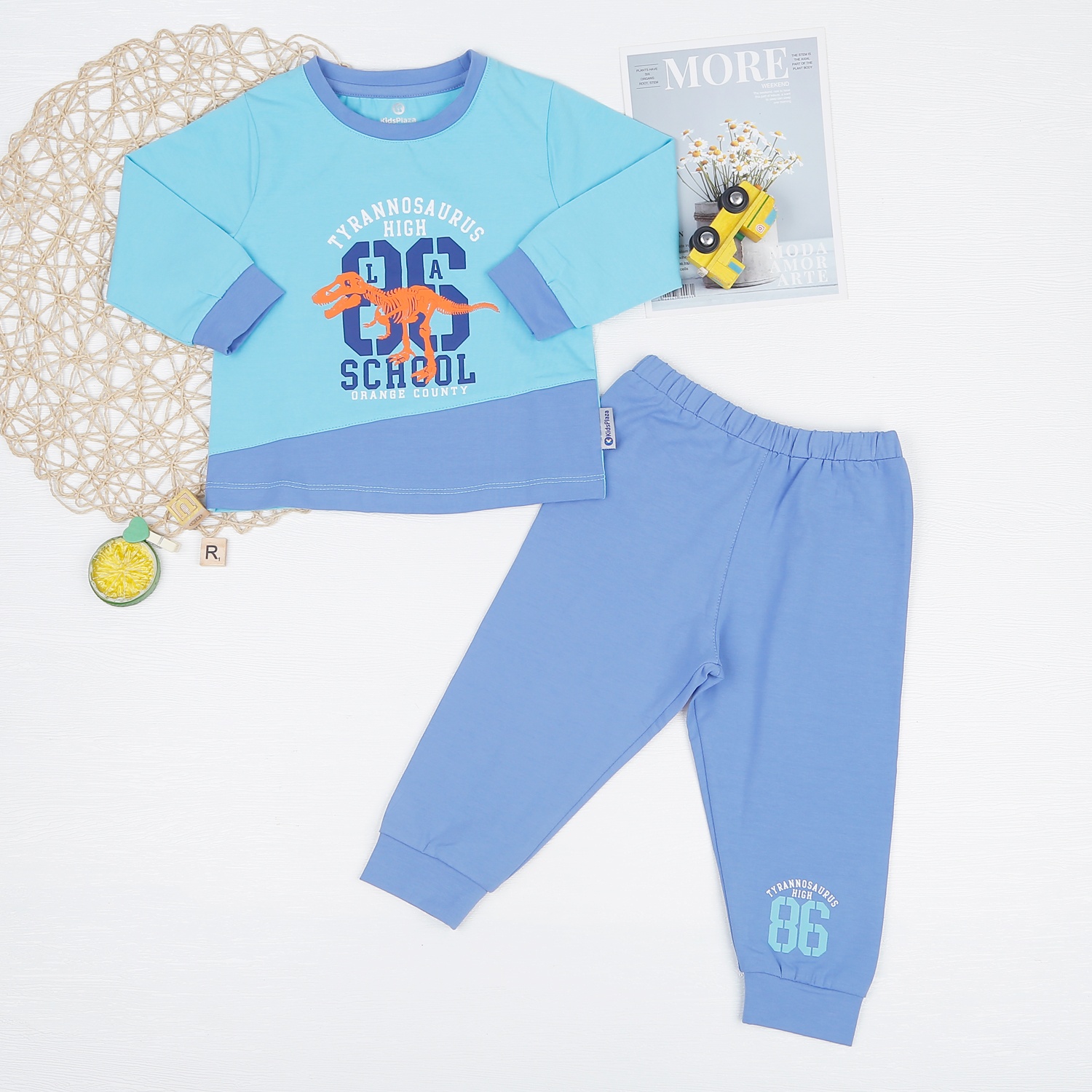 Bộ quần áo bé trai dài tay KidsPlaza in số 86 TT22T (Xanh) hình 1