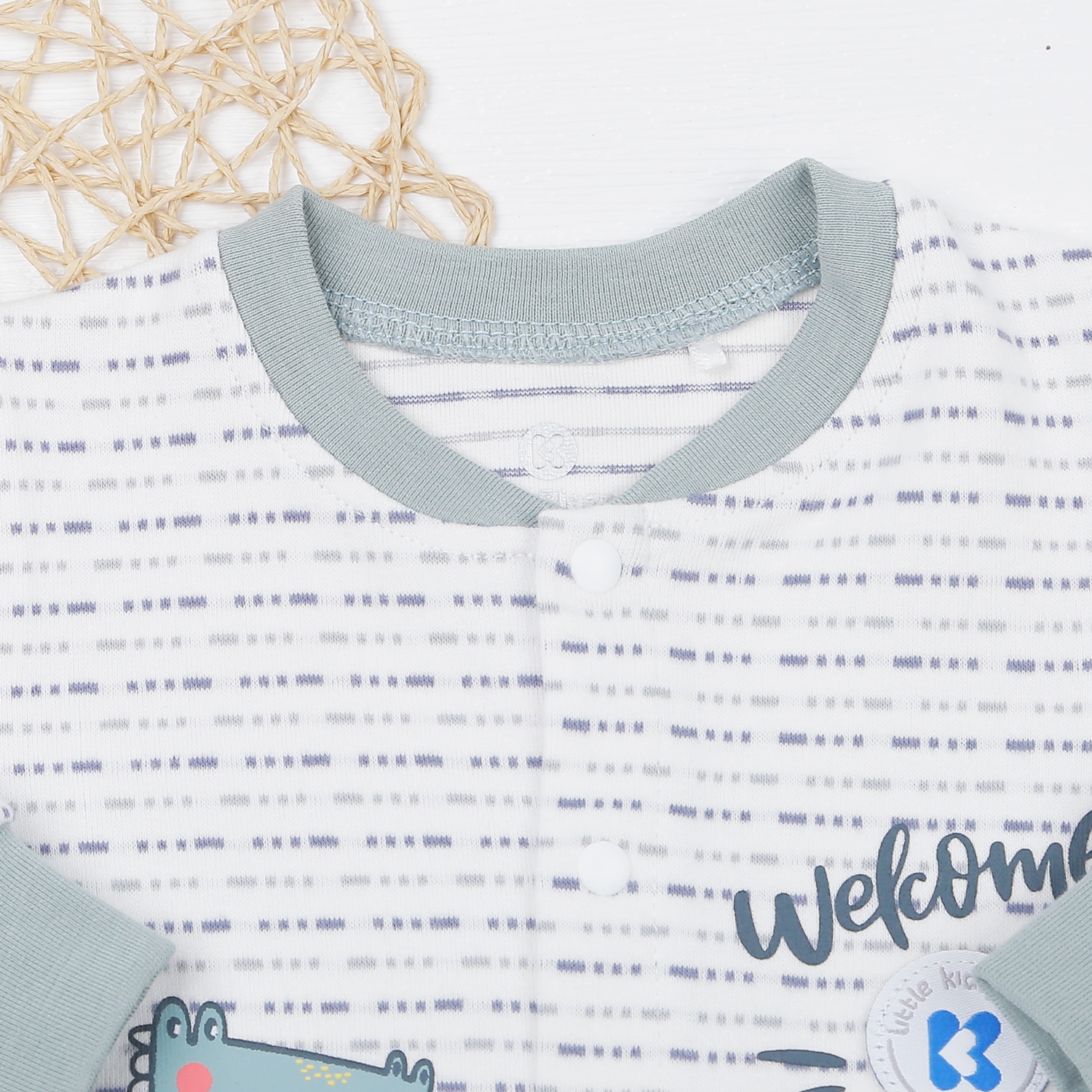 Bộ quần áo bé trai cài giữa KidsPlaza kẻ nét đứt ND22D hình 3