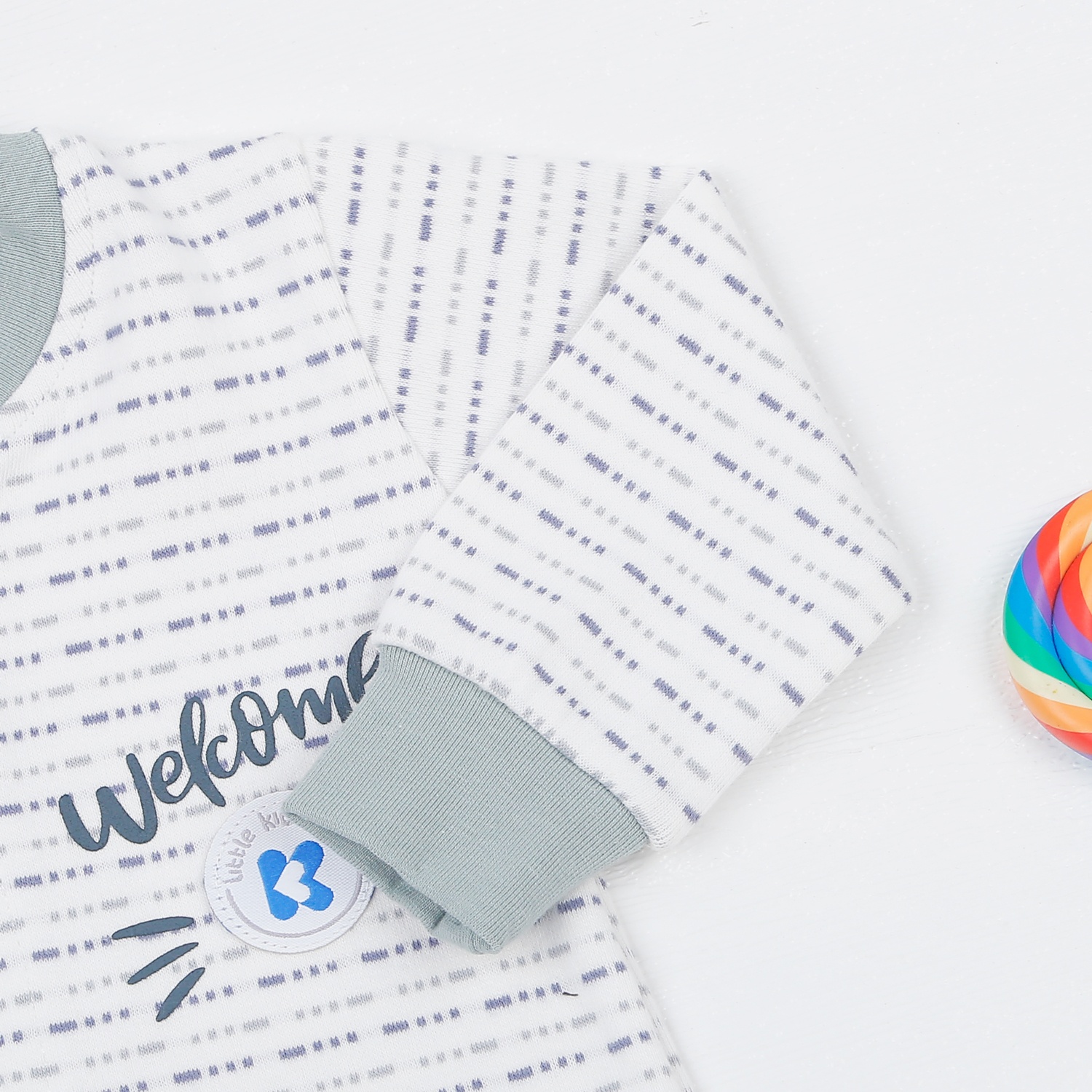 Bộ quần áo bé trai cài giữa KidsPlaza kẻ nét đứt ND22D hình 4