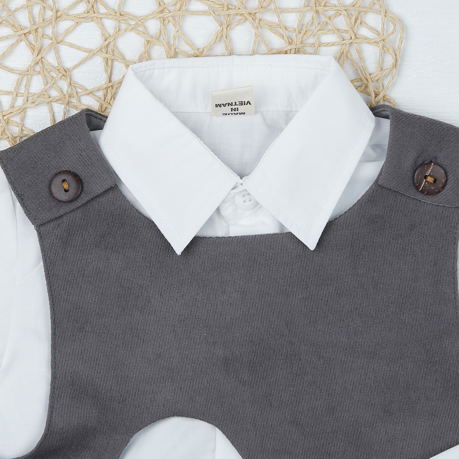 Bộ quần áo bé trai gile M22D (Trắng Ghi) hình 3