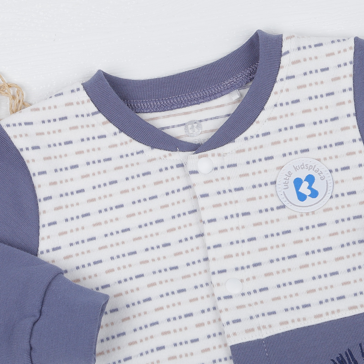 Body bé trai dài tay kẻ nét đứt KidsPlaza ND22D (Trắng xanh đậm)  hình 2