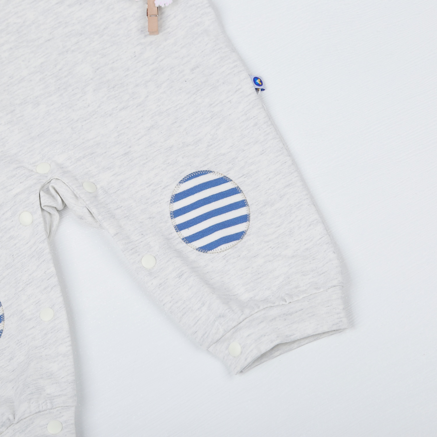 Set yếm bé trai KidsPlaza in chữ kẻ xanh ghi HN22T hình 5