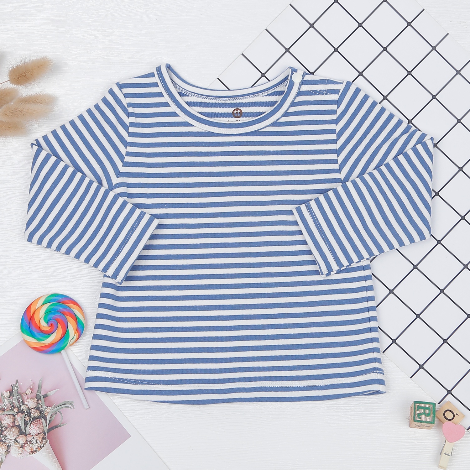 Set yếm bé trai KidsPlaza in gấu kẻ xanh HN22T hình 2