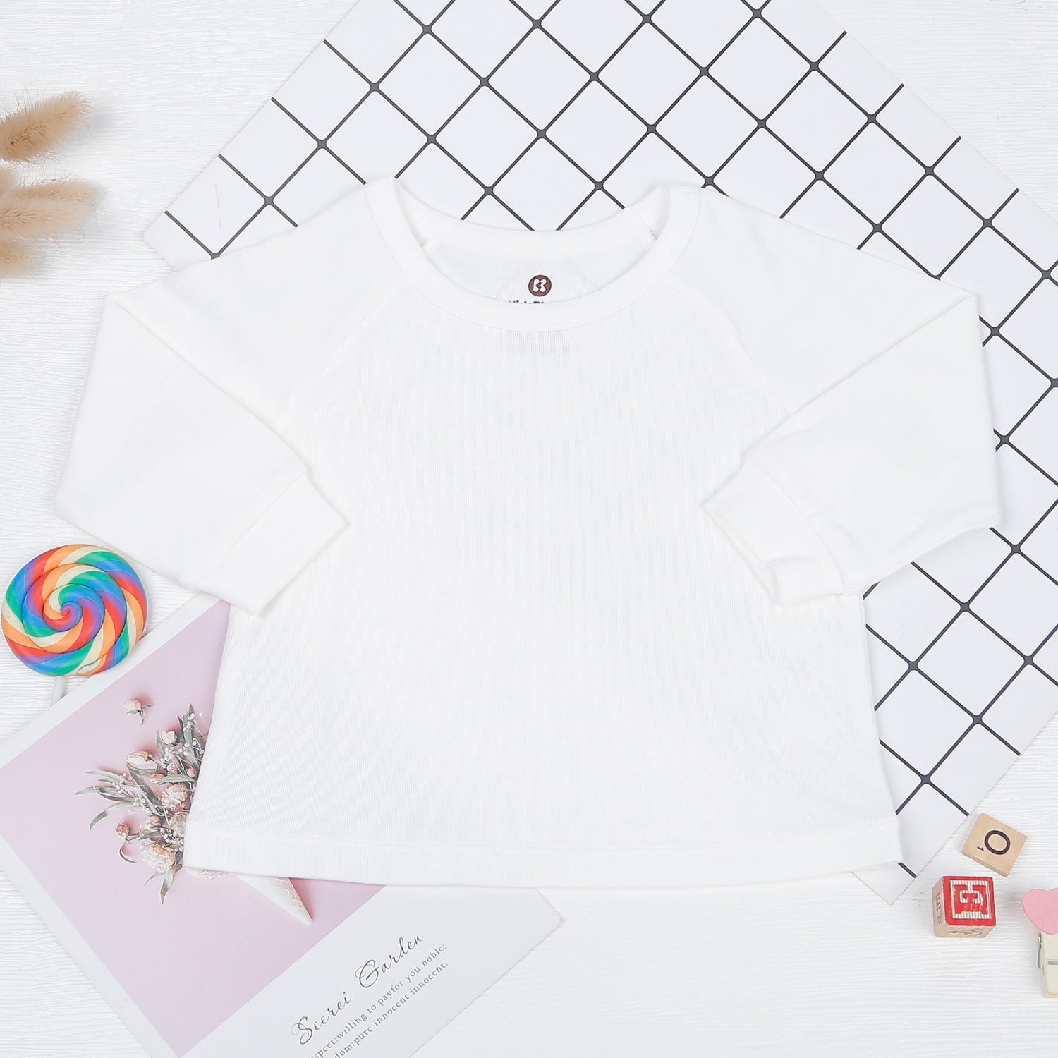 Set yếm bé trai KidsPlaza in HELLO HN22T (Trắng xanh) hình 2