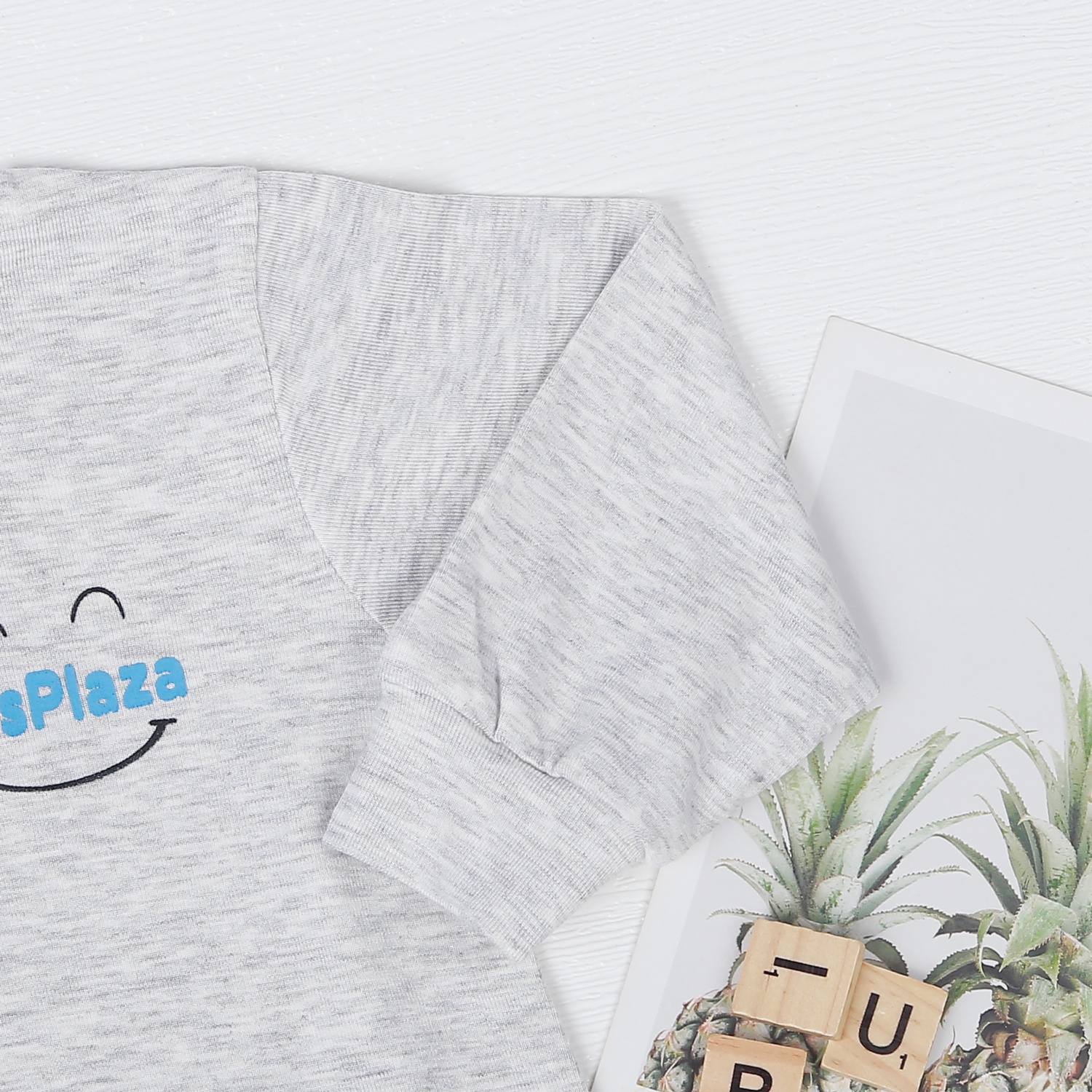 Áo bé trai Otis cổ 3 phân KidsPlaza ND22T (Ghi) hình 4