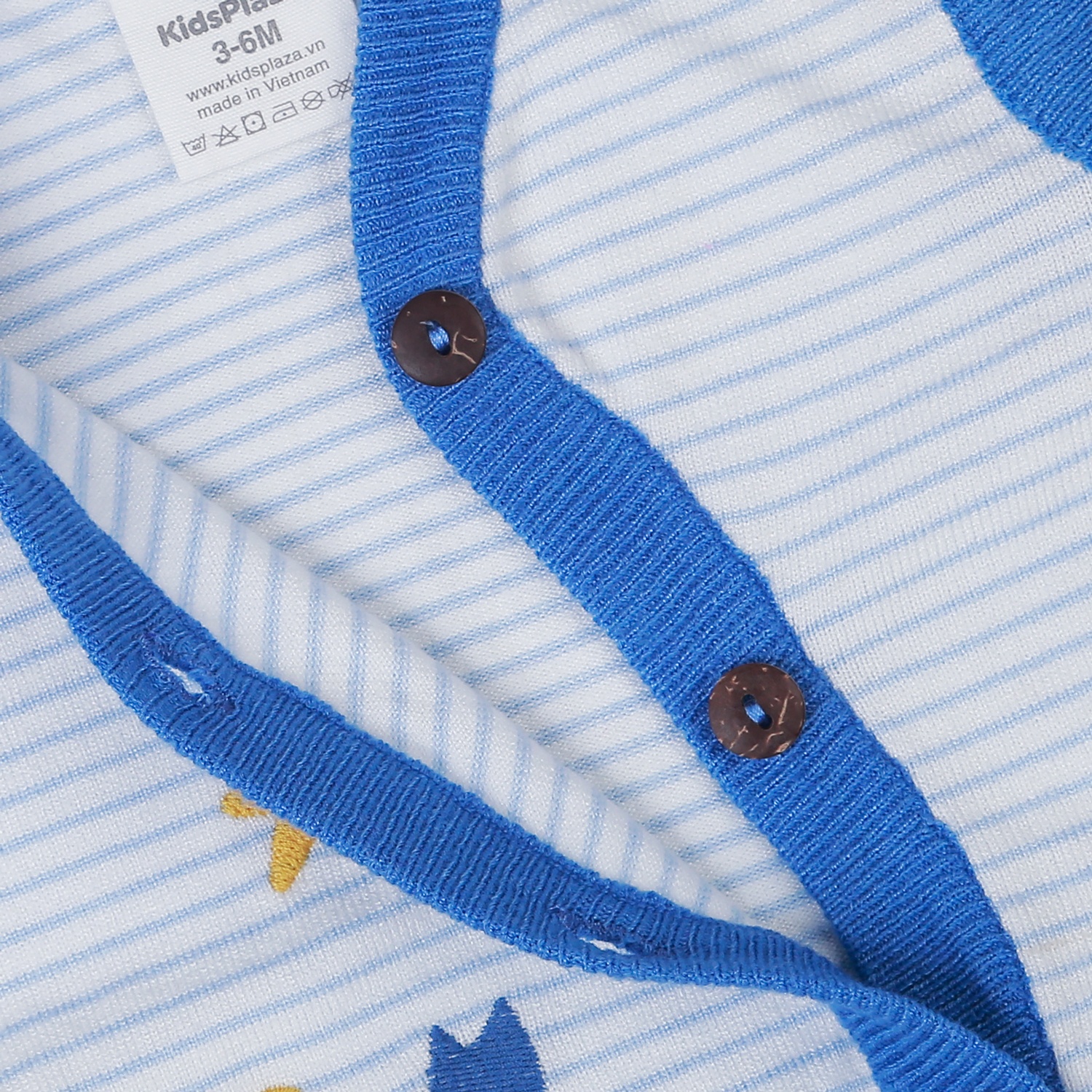 Áo gile len bé trai kẻ xanh KidsPlaza ND22D hình 4