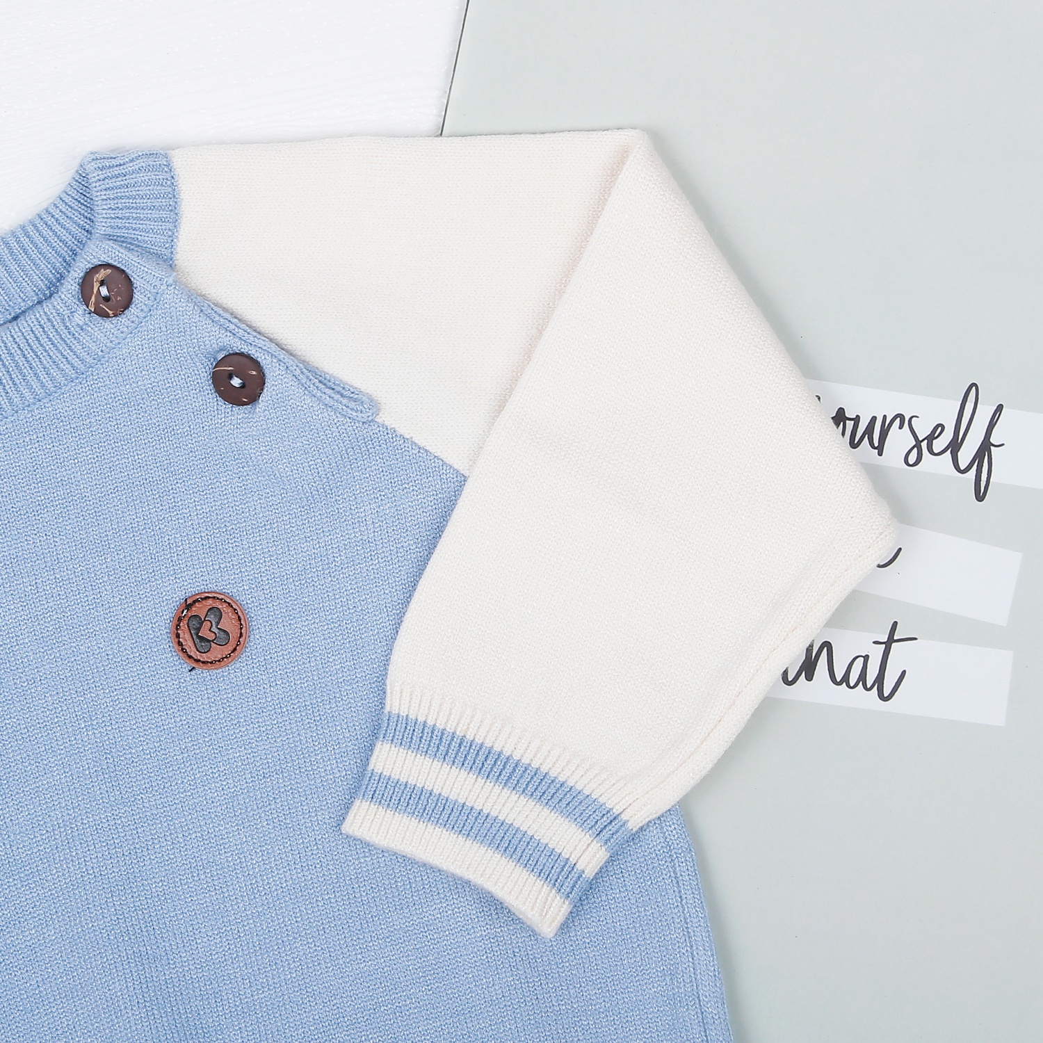 Áo len cài vai bé trai KidsPlaza ND22D (Xanh) hình 4