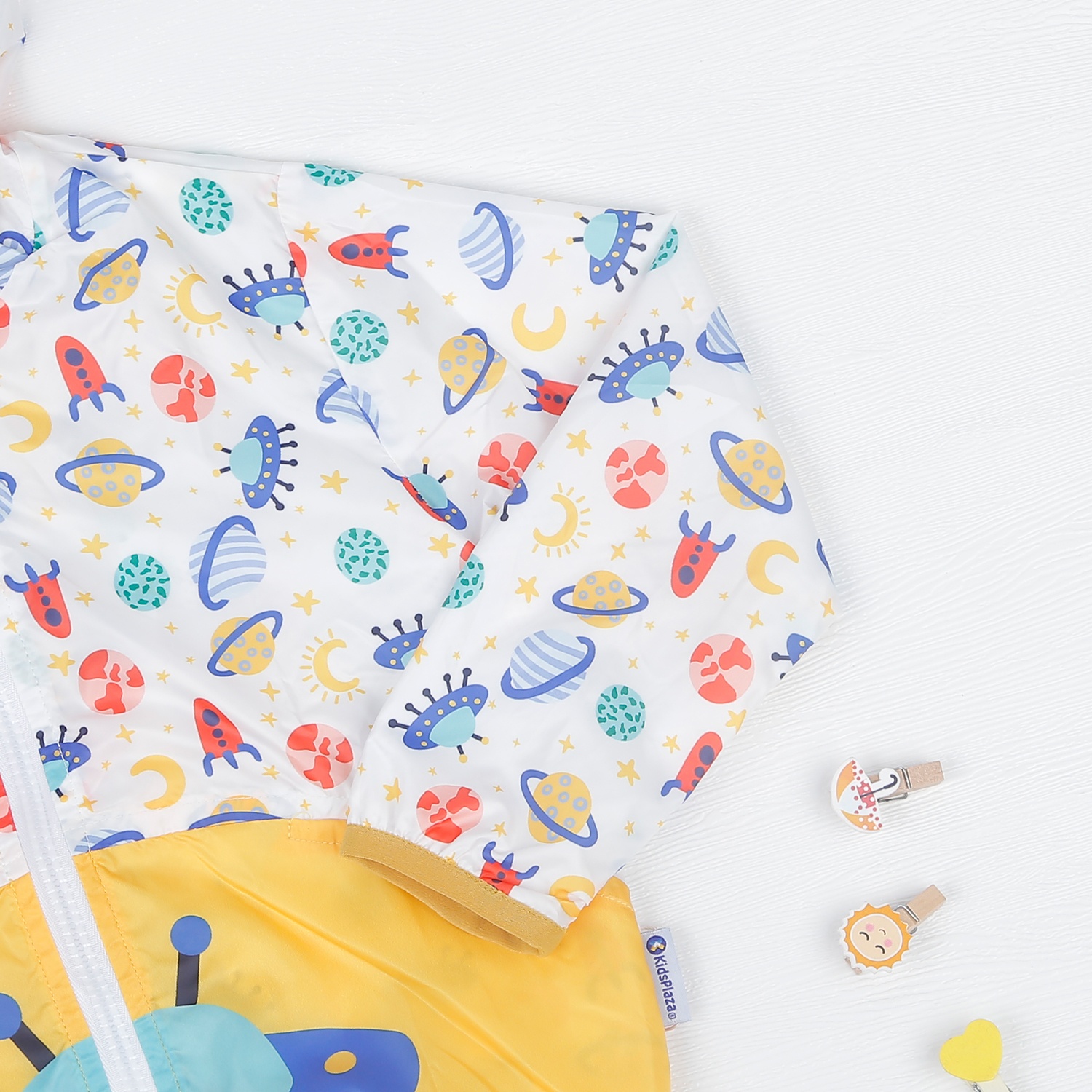 Áo gió bé trai KidsPlaza in vũ trụ M22T hình 3