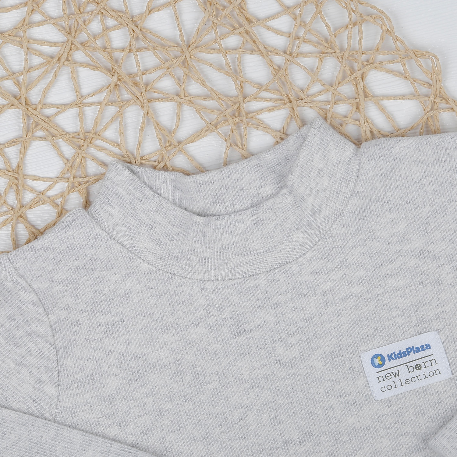 Áo nhung cổ 3 phân KidsPlaza in thú HN22D (Ghi) hình 2