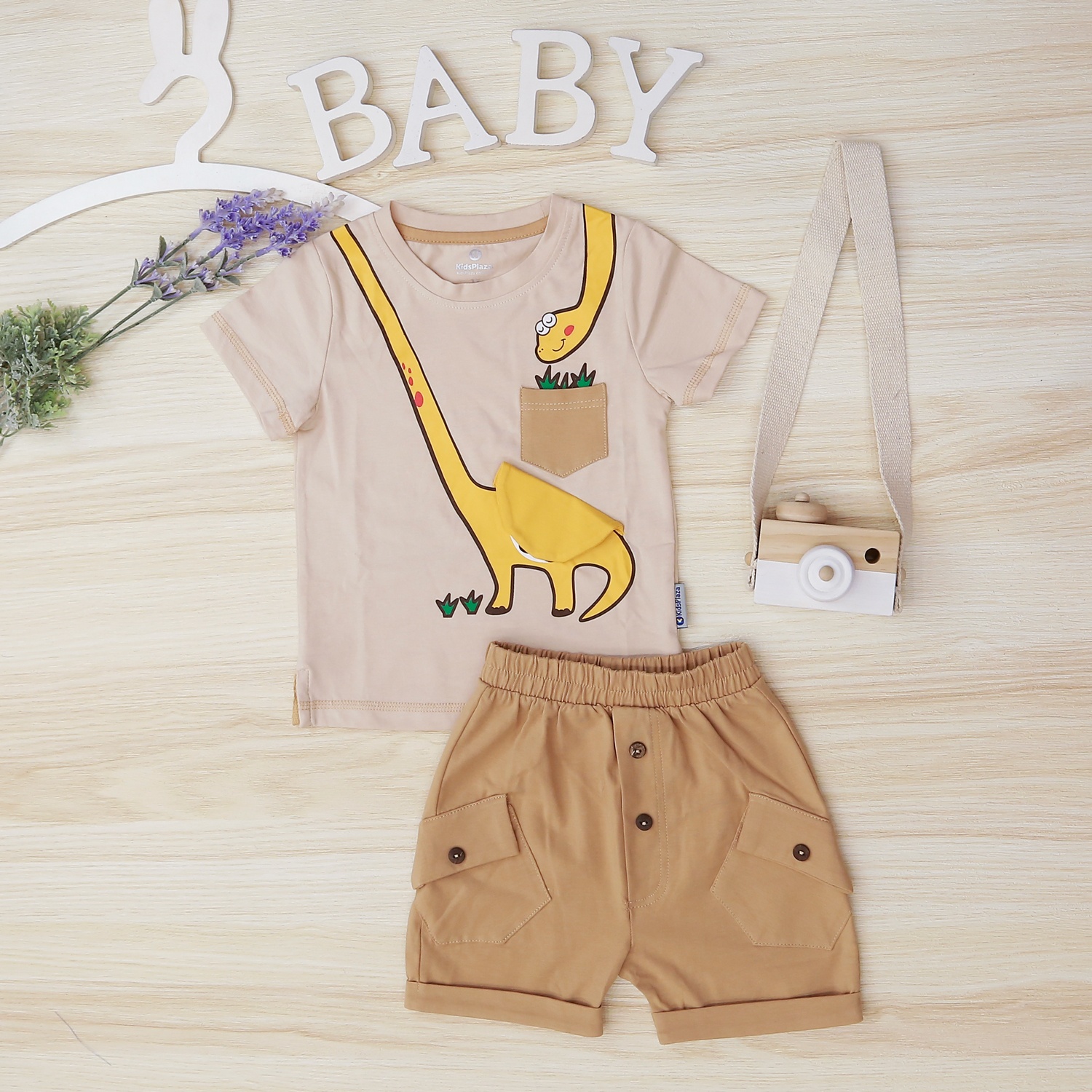 Bộ cộc bé trai in khủng long ăn cỏ KidsPlaza TT22H (Be) hình 1