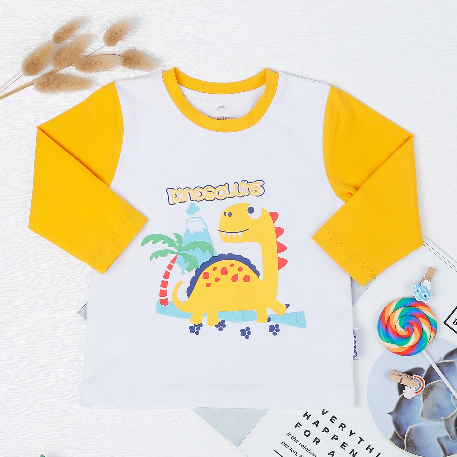 Bộ quần áo bé trai dài tay KidsPlaza in Dinosaurs TT22T (Vàng) hình 2