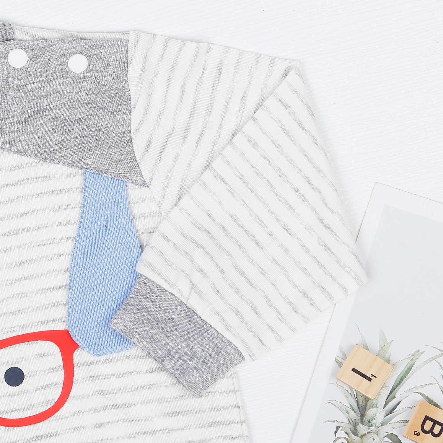 Bộ quần áo dài tay cài vai Otis KidsPlaza ND22T (Kẻ ghi) hình 3