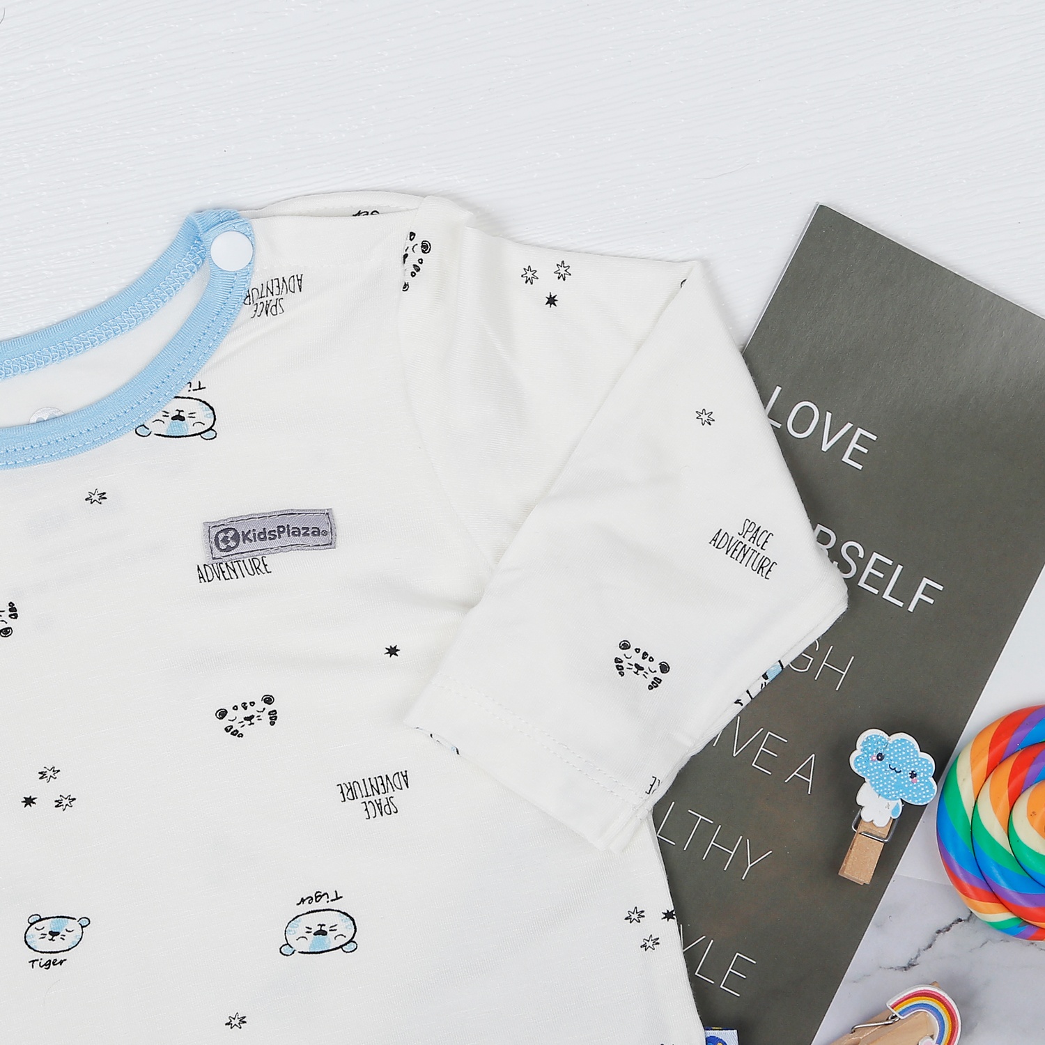 Bộ quần áo bé trai cài vai in Tiger KidsPlaza M22T (Xanh)  hình 4