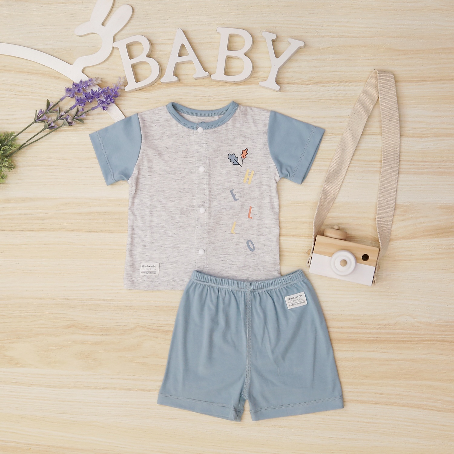 Bộ quần áo bé trai cộc tay cài giữa Otis KidsPlaza ND22H (Xanh Ghi) hình 1