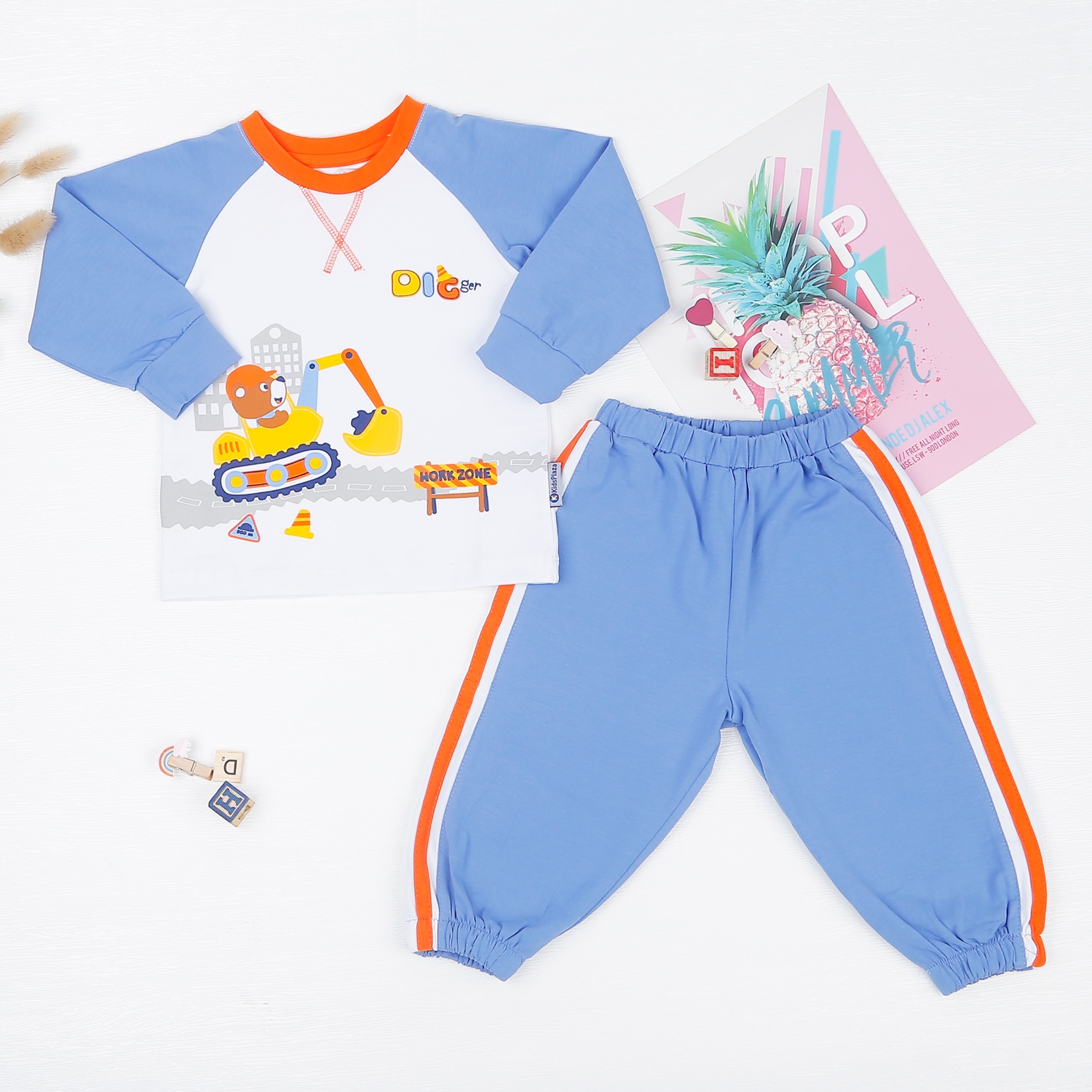 Bộ quần áo bé trai dài tay in Dicger TT22T hình 1