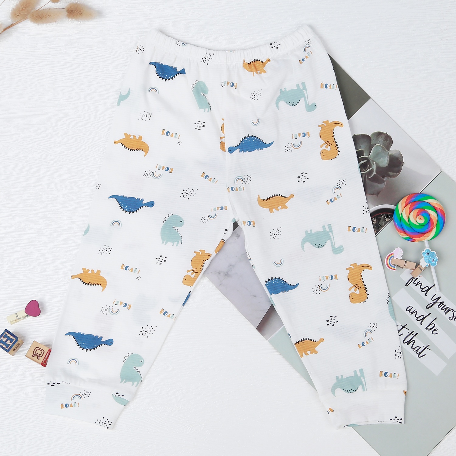 Bộ quần áo bé trai dài tay KidsPlaza kẻ in khủng long M22T hình 5