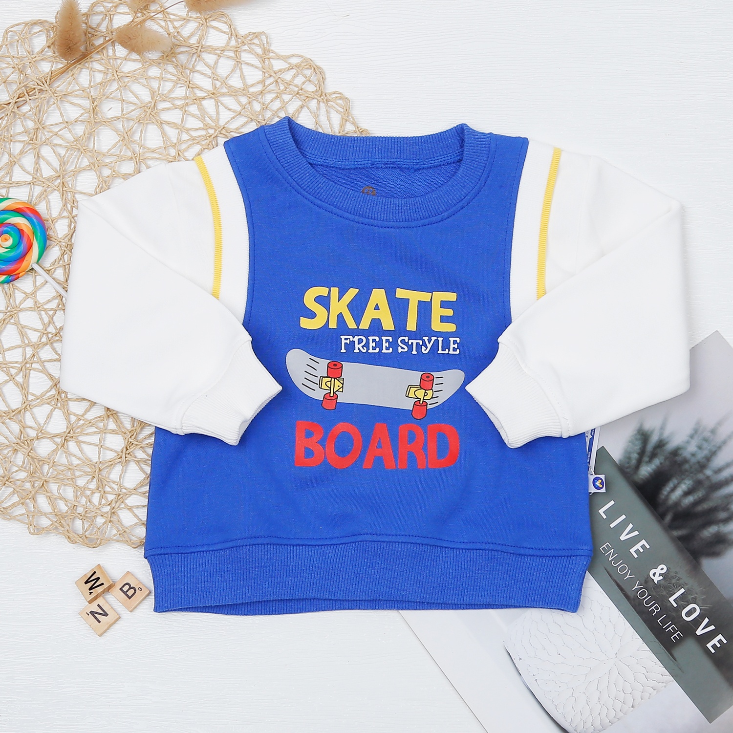 Bộ quần áo bé trai KidsPlaza in phối ván trượt xanh HN22D hình 2