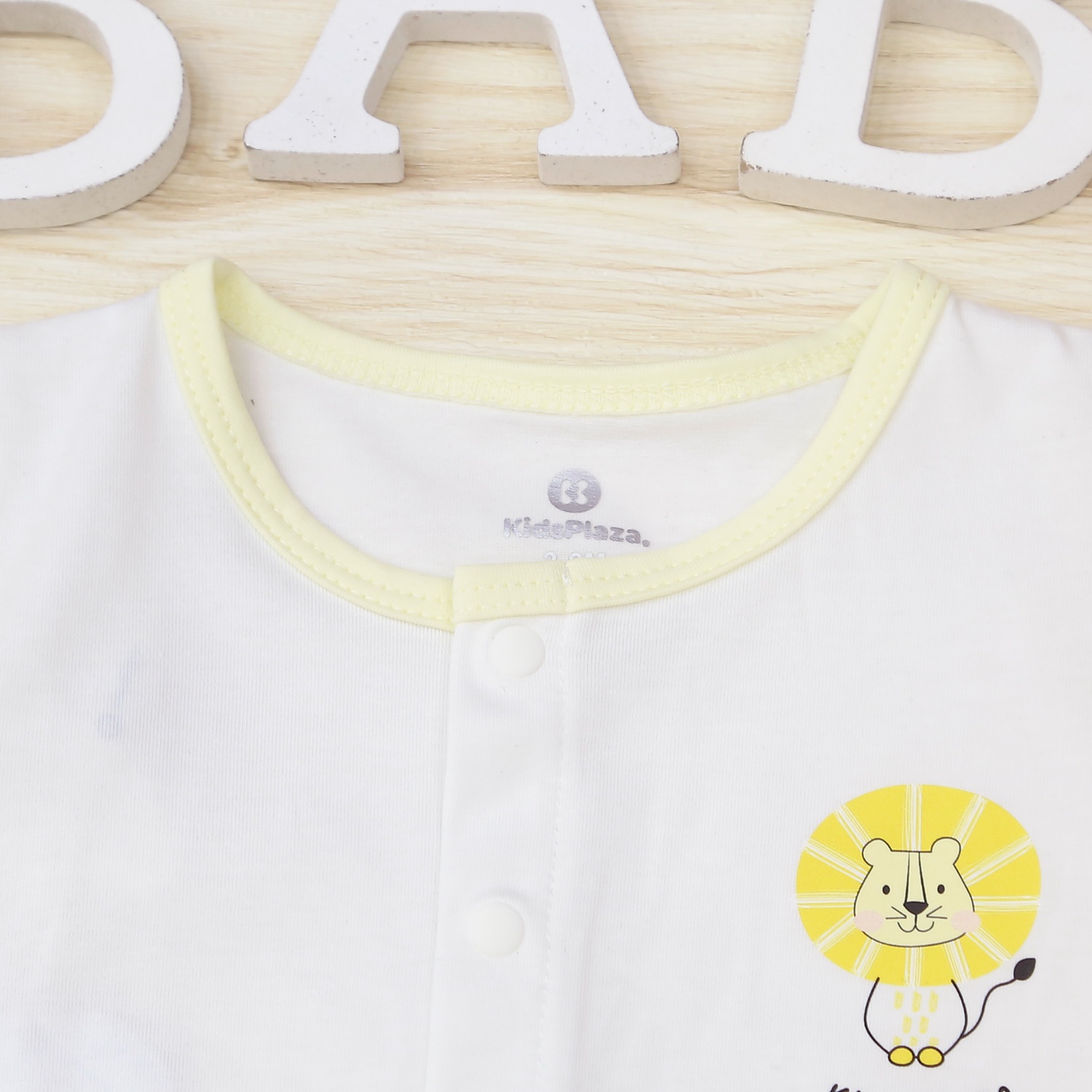 Bộ quần áo cộc tay cài giữa KidsPlaza KA22 cho bé hình 3