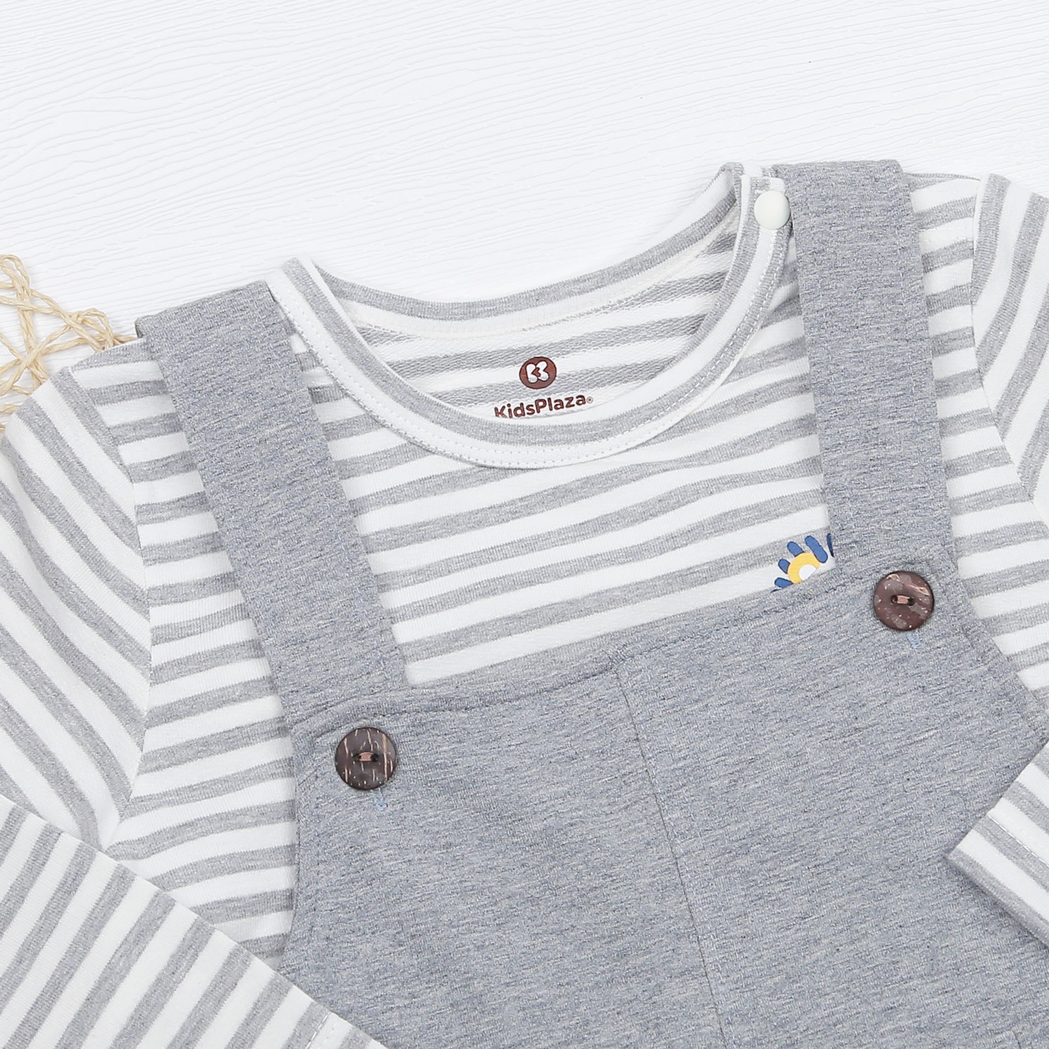 Set yếm bé trai KidsPlaza in BOSS kẻ ghi HN22T hình 2