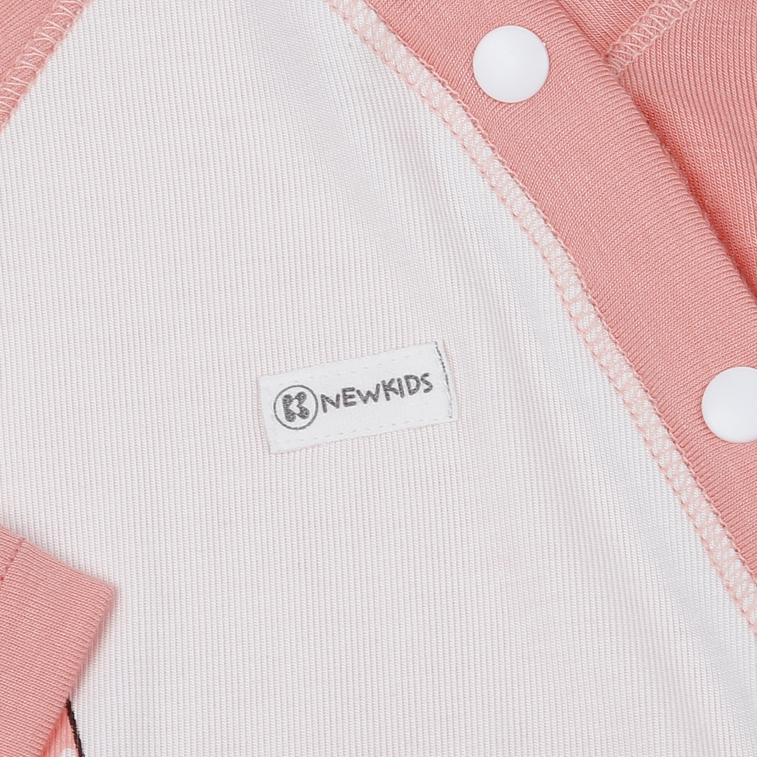 Bộ quần áo dài tay bé gái KidsPlaza in hình thỏ M22D  hình 6