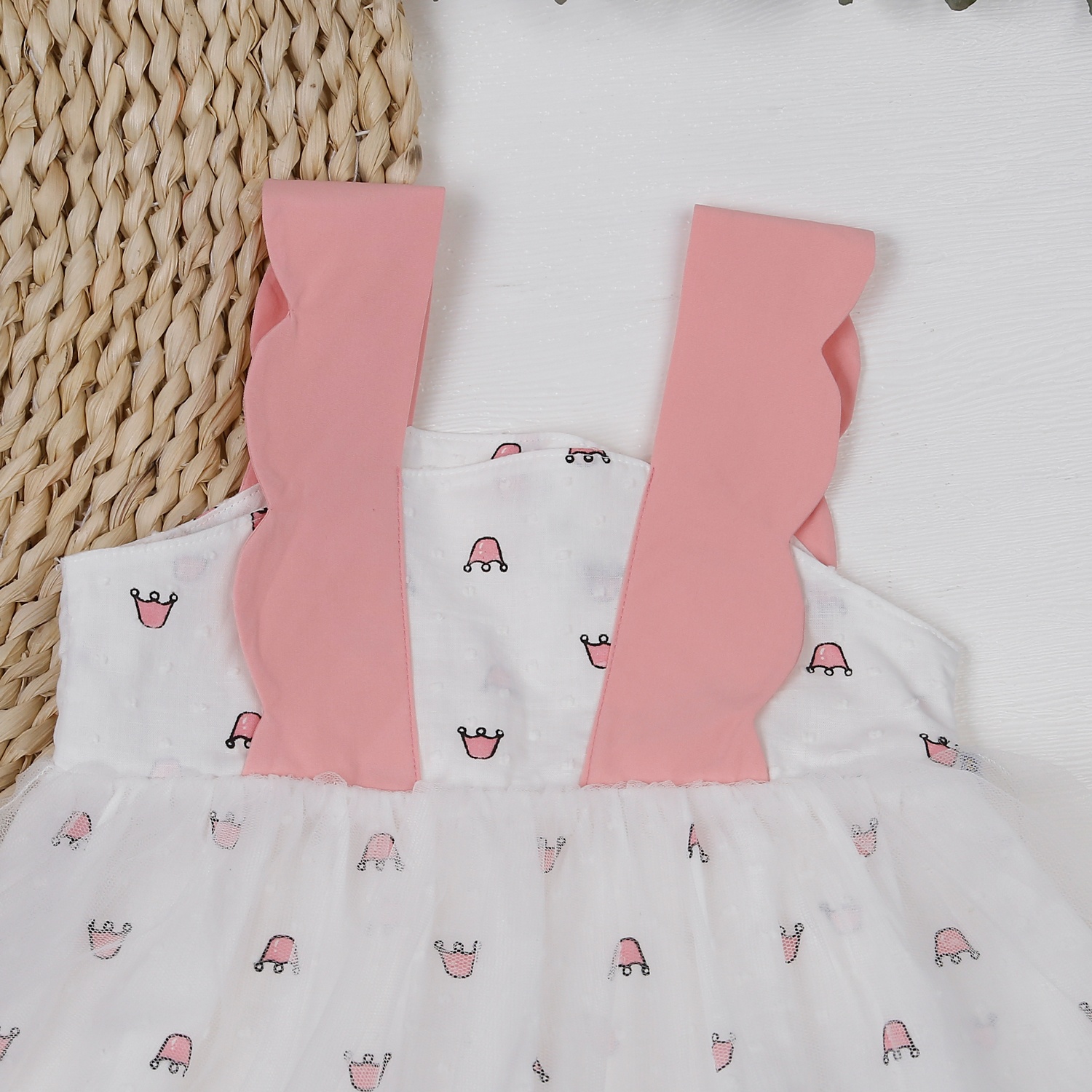 Váy 2 dây KidsPlaza họa tiết vương miệng HN23H (Hồng)