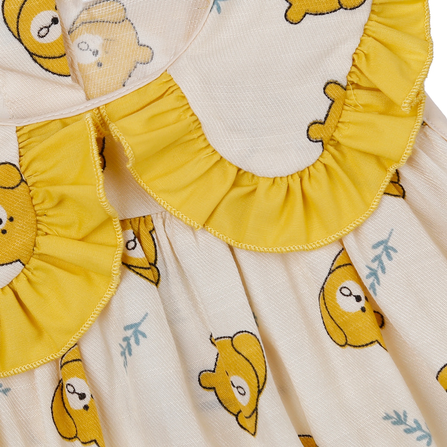 Bộ quần áo cộc tay bé gái KidsPlaza cổ bèo in hình gấu M23H (Vàng)