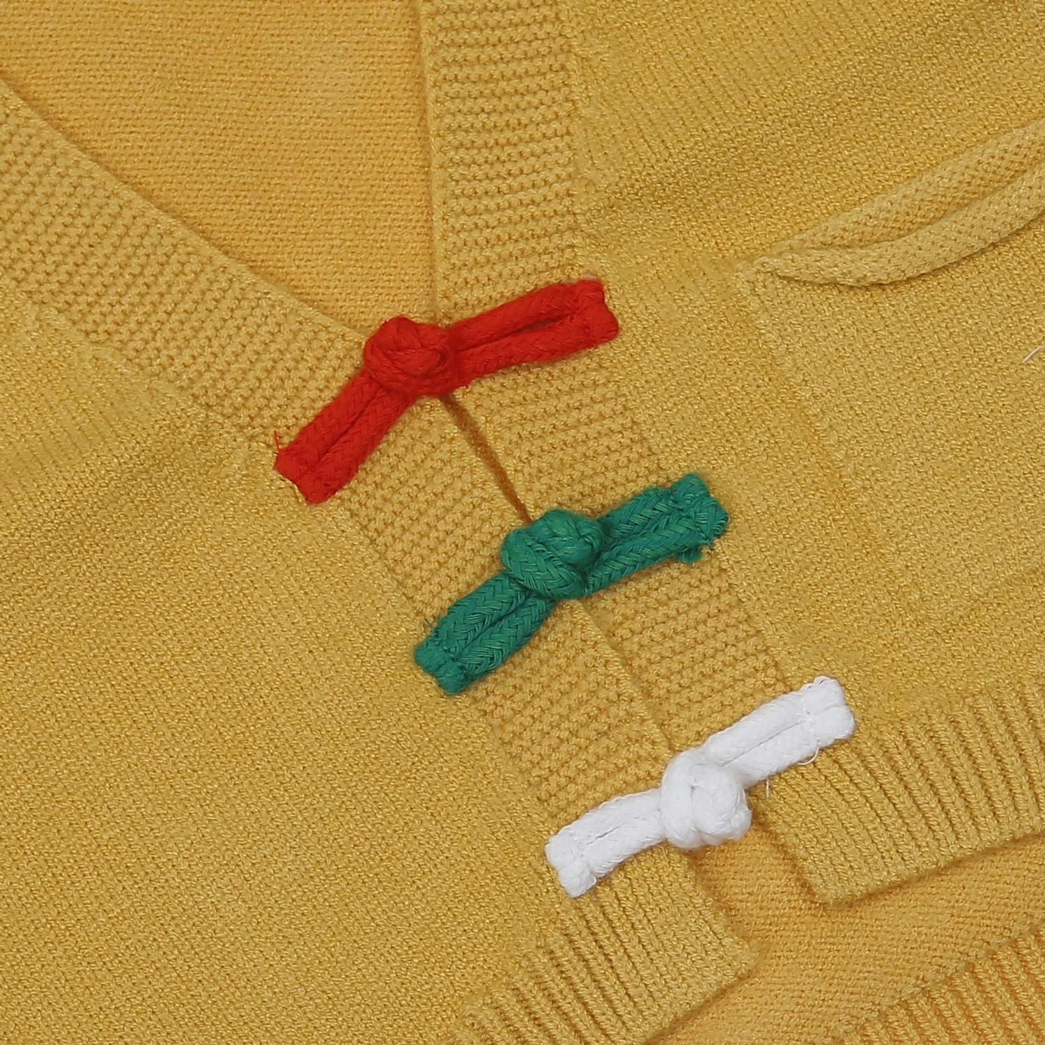 Áo len gile bé trai KidsPlaza cúc tàu HN23D (Vàng)