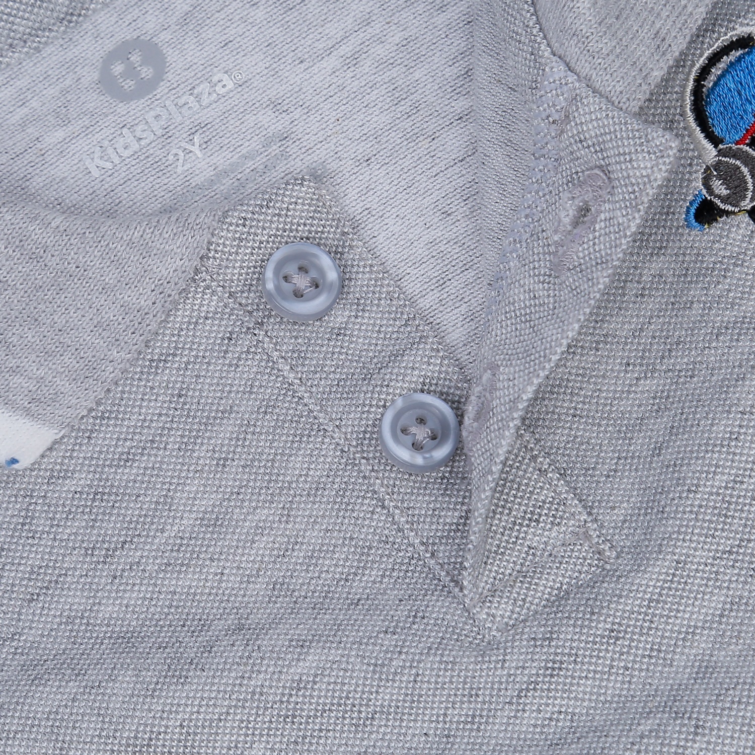 Áo polo bé trai KidsPlaza thêu Minion HN23H (Ghi) hình 4