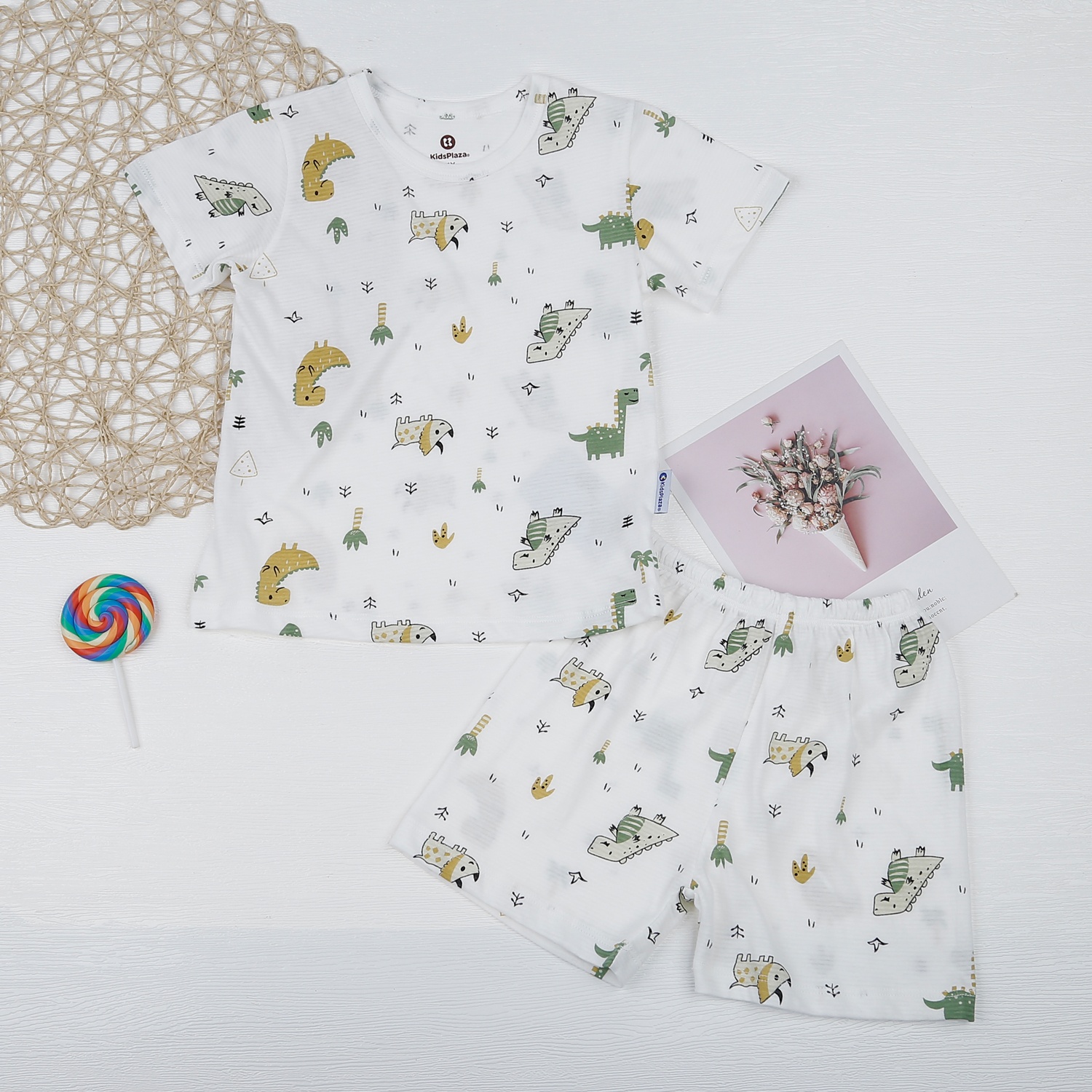 Bộ quần áo bé trai cộc tay KidsPlaza kẻ in khủng long M23H hình 1