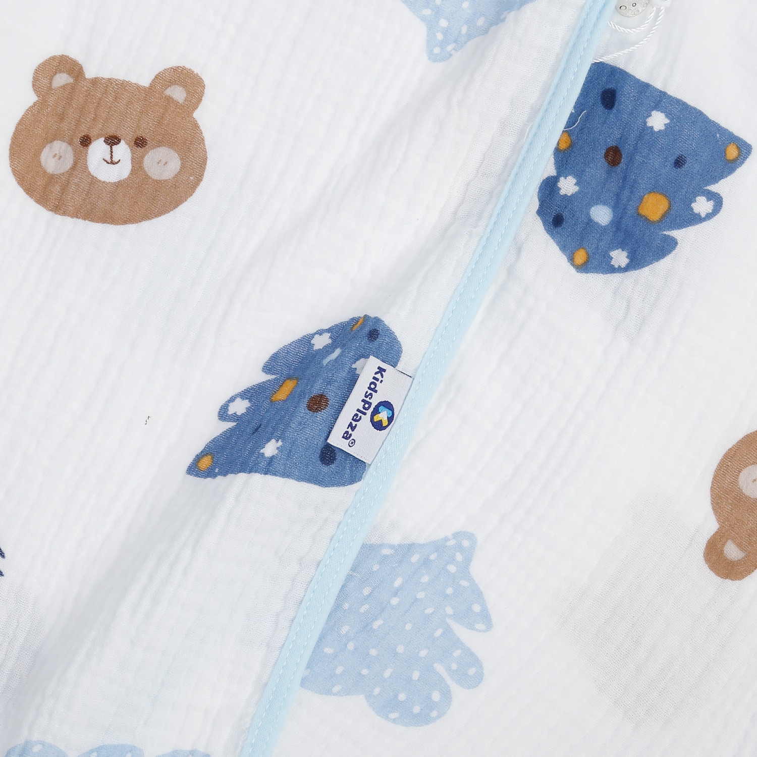 Áo choàng bé trai KidsPlaza in gấu TM23 (Trắng) hình 2