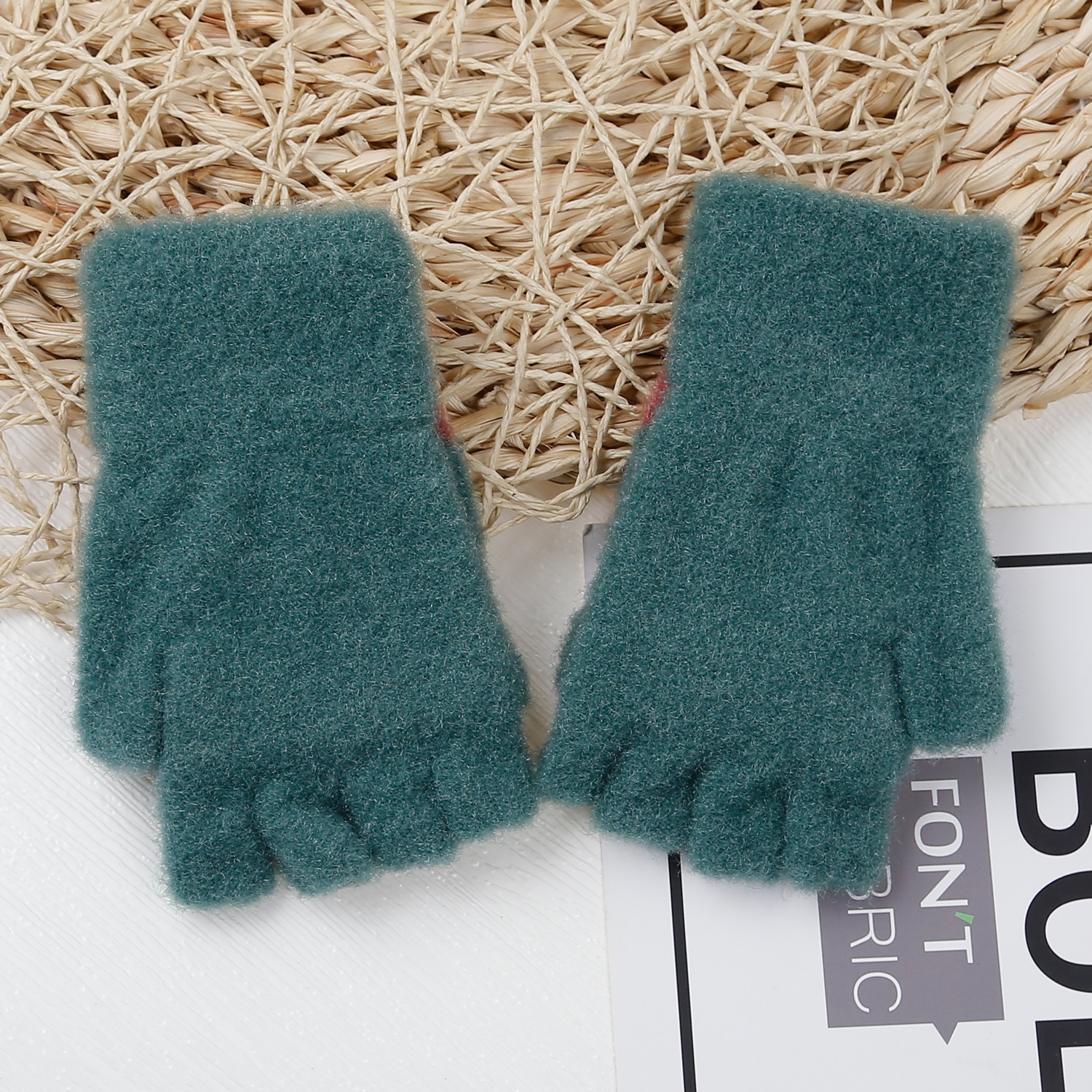 Găng tay nửa ngón cho bé KidsPlaza mắt mèo (Xanh rêu)