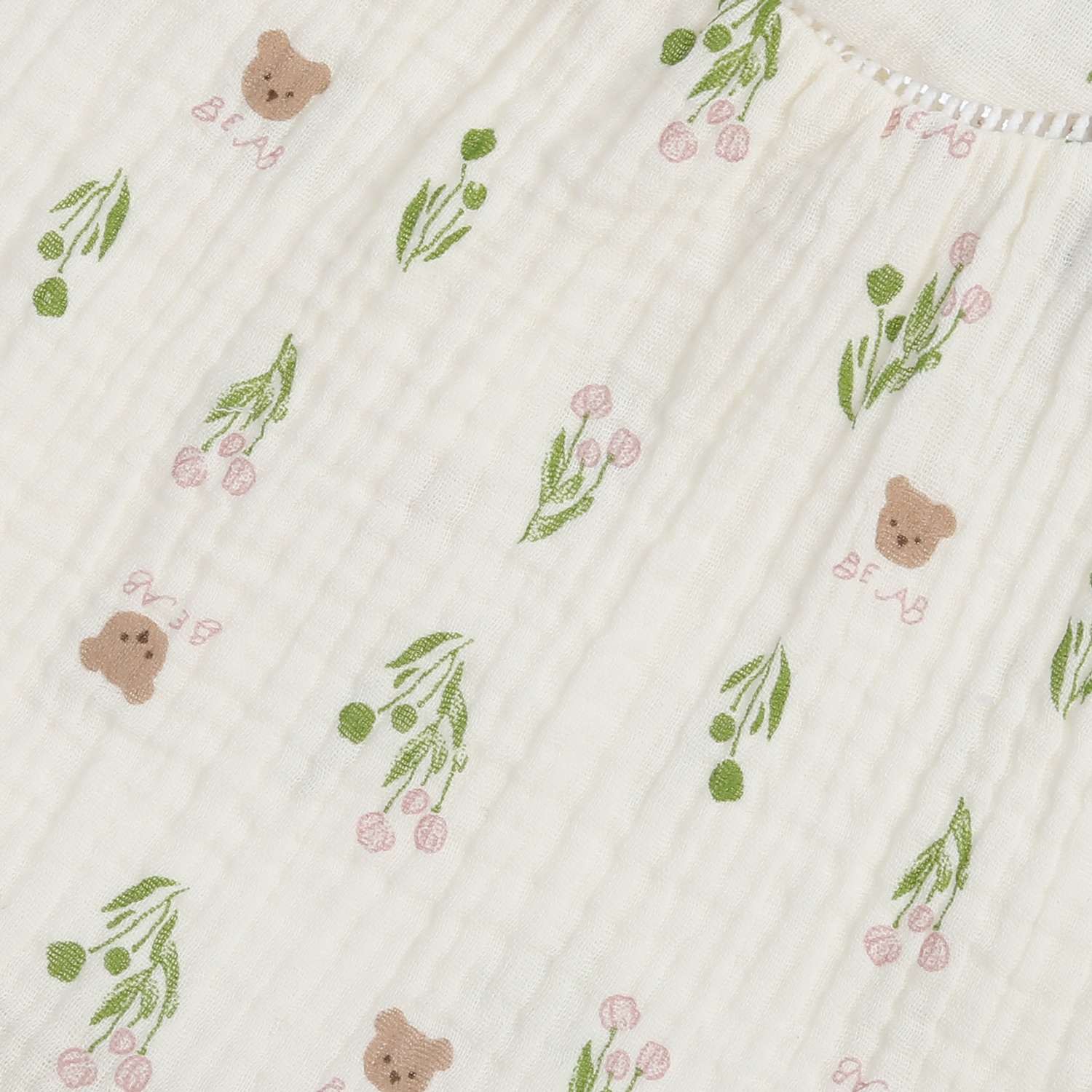 Áo baby bé gái KidsPlaza in gấu M24H (Trắng)