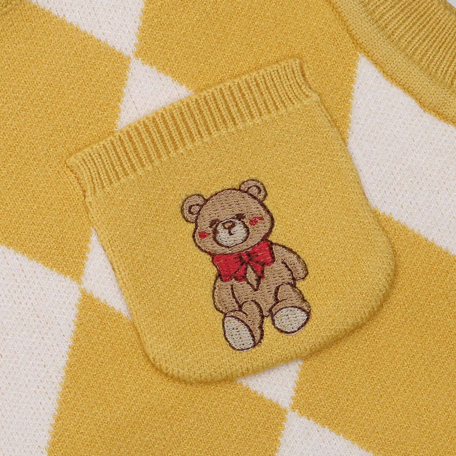 Áo len gile bé trai KidsPlaza caro gấu HN24D (Trắng vàng) hình 3