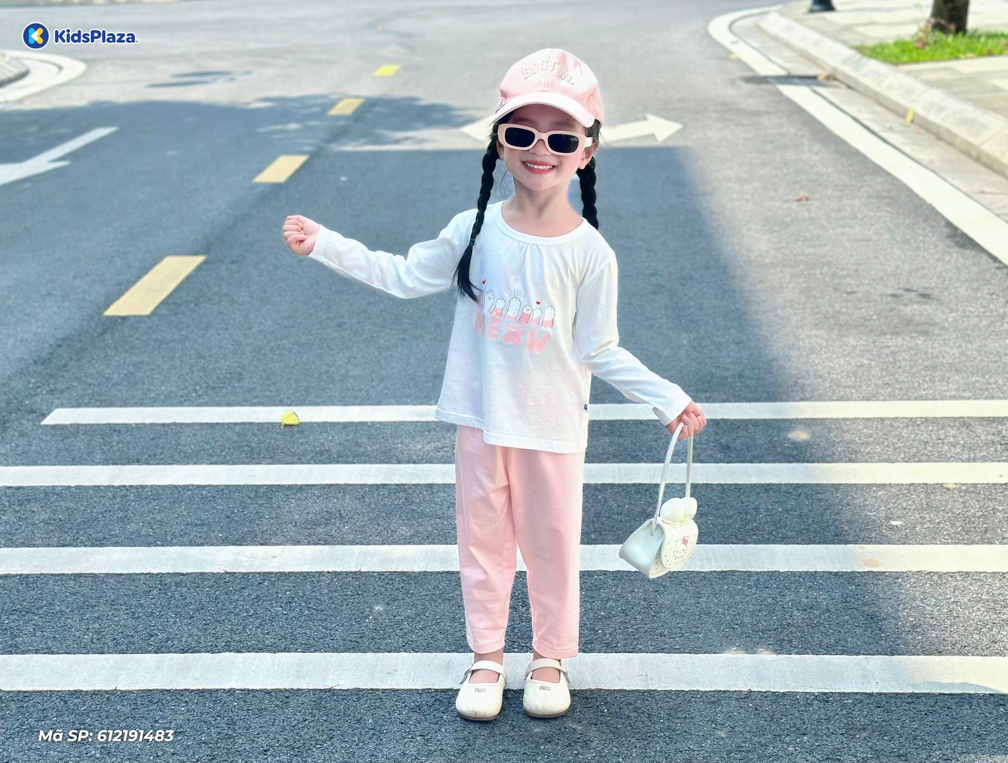Bộ quần áo dài tay bé gái KidsPlaza in meow HN25T (Hồng)
