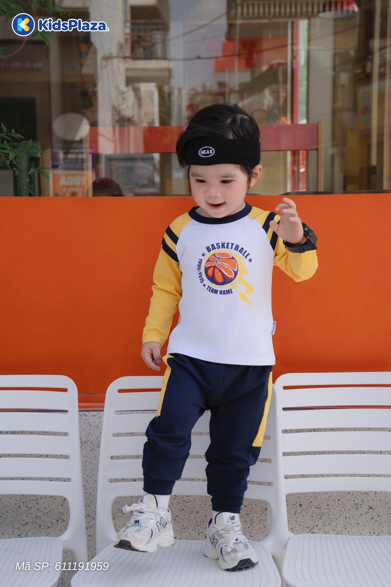   Bộ quần áo dài tay bé trai KidsPlaza cotton in basketball M25T (Vàng) hình 3