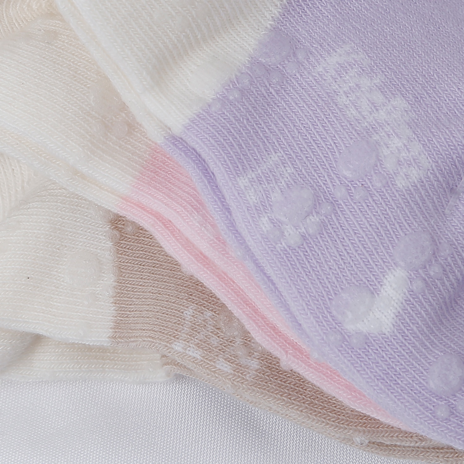 Set 3 tất bé gái KidsPlaza trái tim BH25D  hình 2