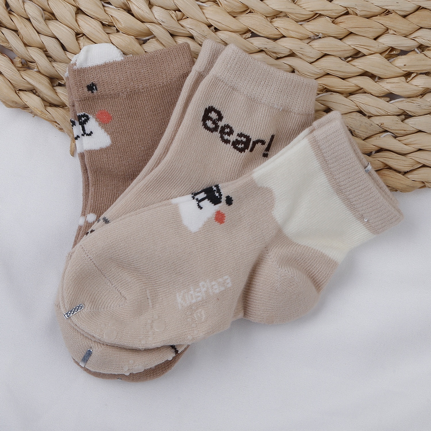 Set 3 tất cho bé trai KidsPlaza thêu gấu BH25D (Nâu)