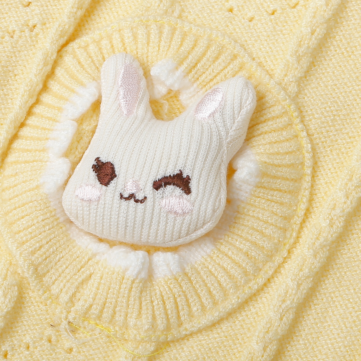 Áo gile len bé gái Mamago sọc đính thỏ 25M-G03 (Vàng)