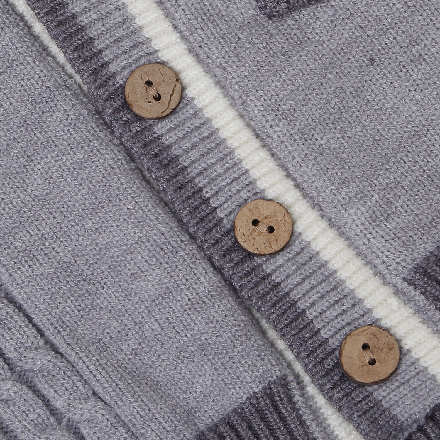 Áo Gile len bé trai Mamago cài cúc có túi 25M-G10 (Ghi)