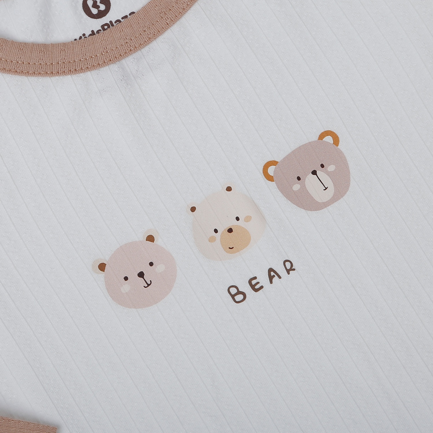 Bộ quần áo dài tay bé trai KidsPlaza rayon in bear M25T (Màu be)
