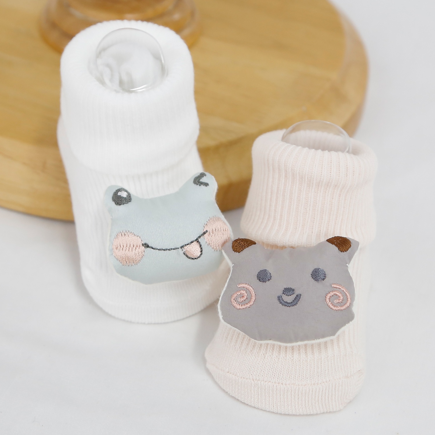 Set 2 tất bé gái in hình dễ thương AC22 hình 3