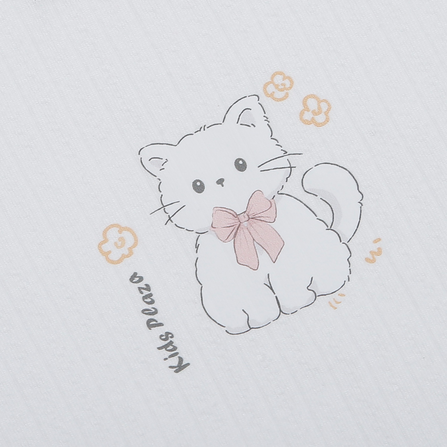 Bộ quần áo cộc tay bé gái KidsPlaza rayon in mèo M26H (Trắng vàng)  hình 3