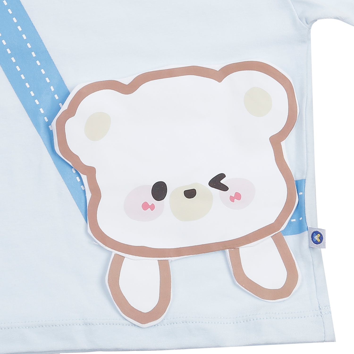 Hình gấu - điểm nổi bật của bộ quần áo HN24H KidsPlaza