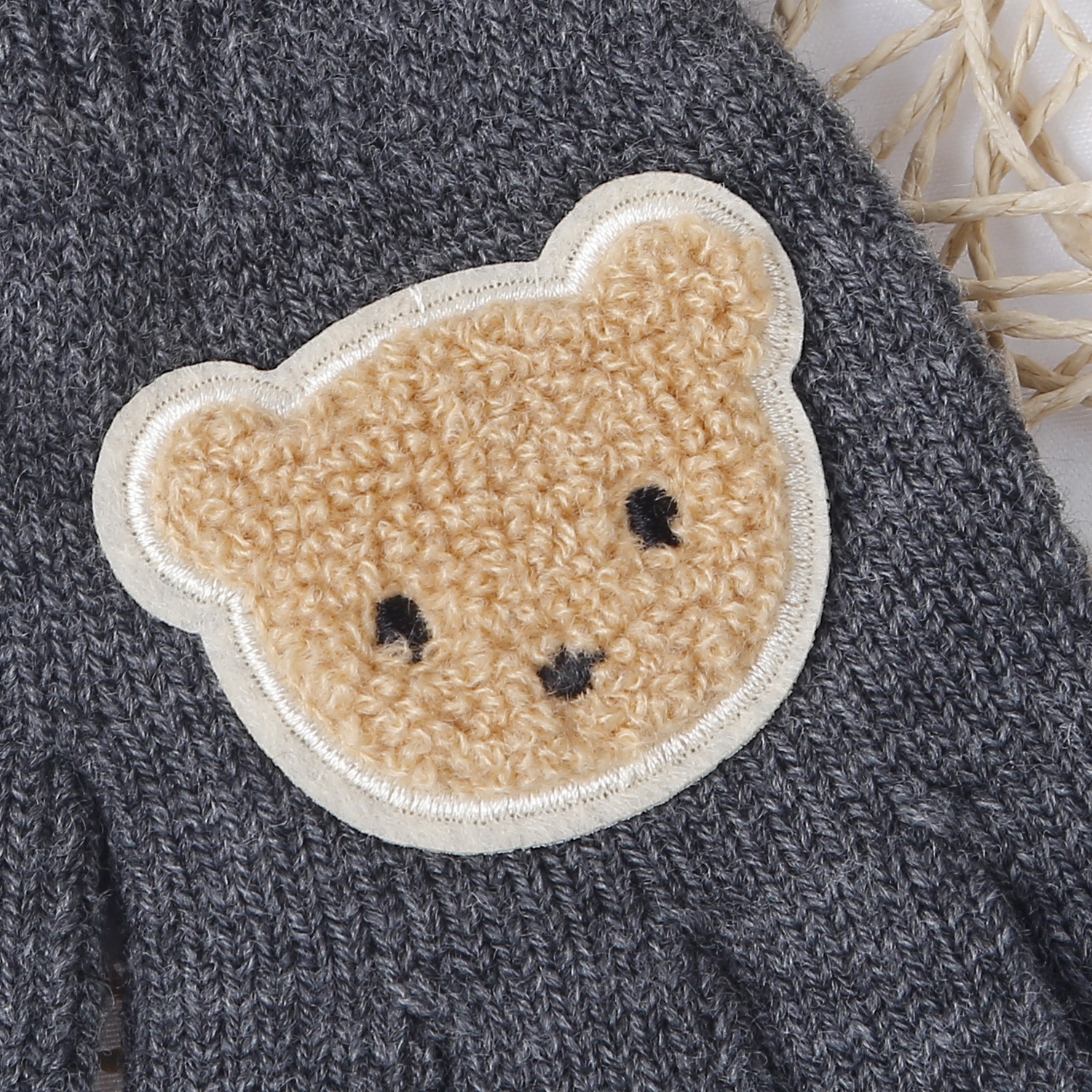 Găng tay KidsPlaza hình gấu 25K-G02 (Xám)