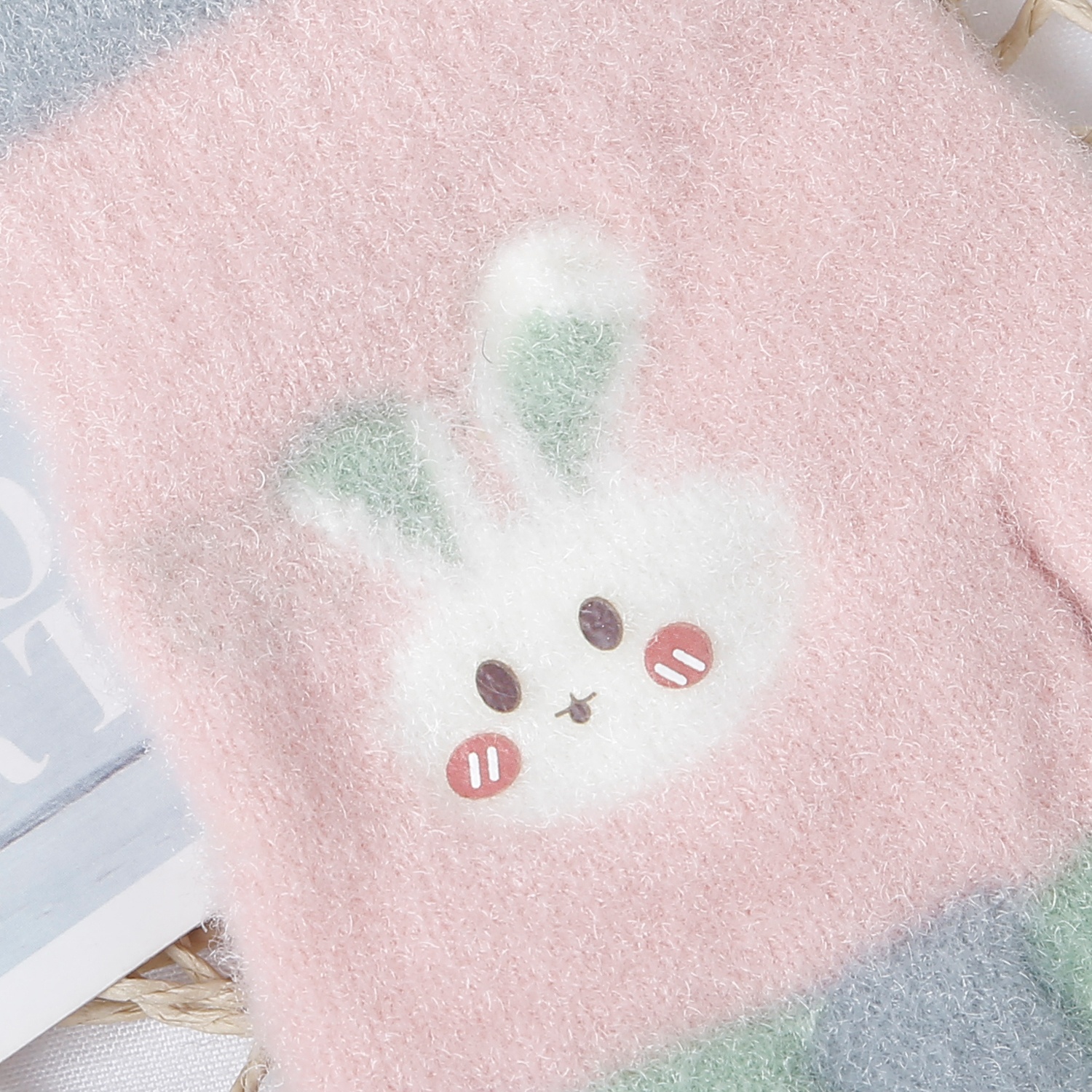 Găng tay KidsPlaza hình thỏ 25K-G01 (Hồng)