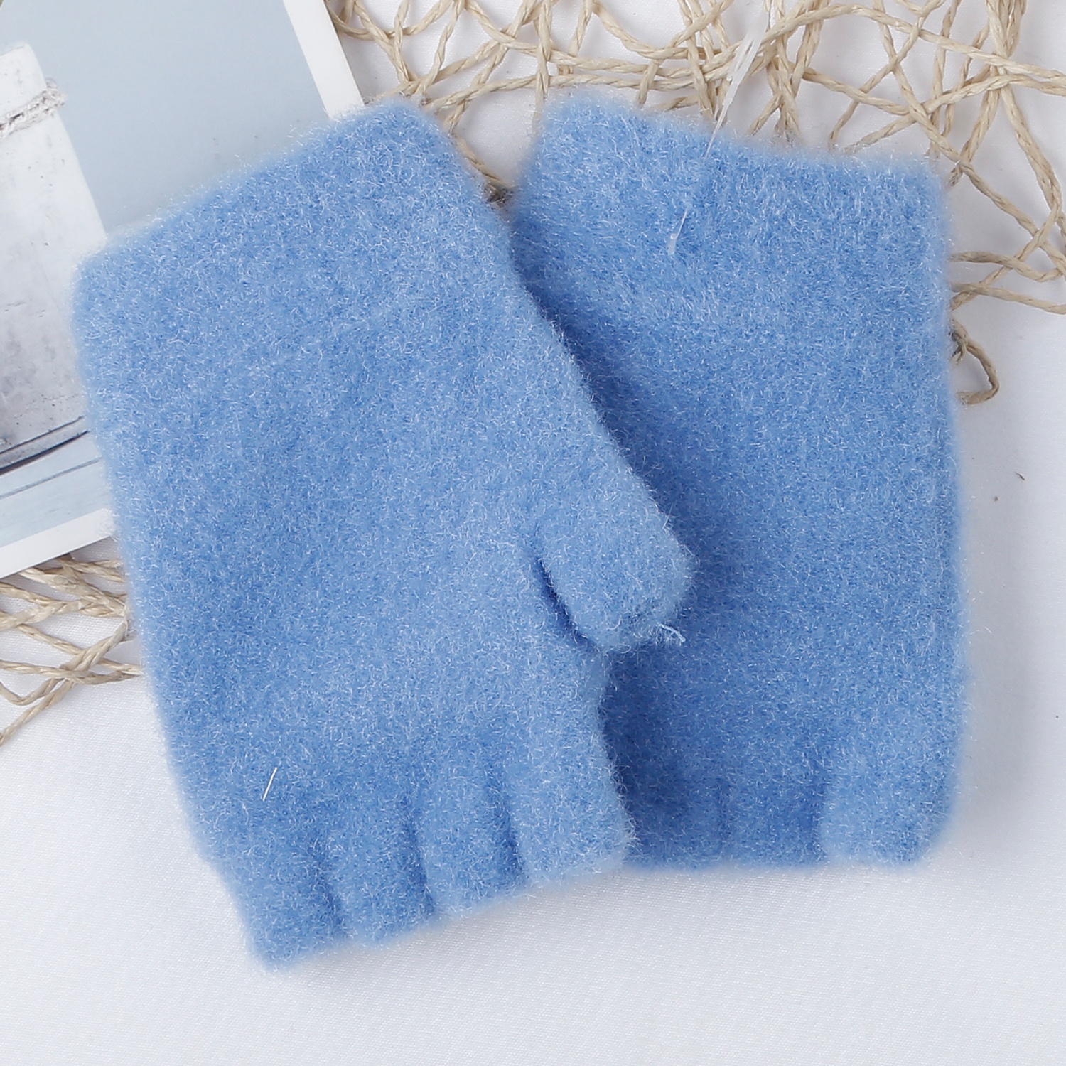 Găng tay KidsPlaza máy xúc xỏ ngón 25K-G05 (Xanh dương)